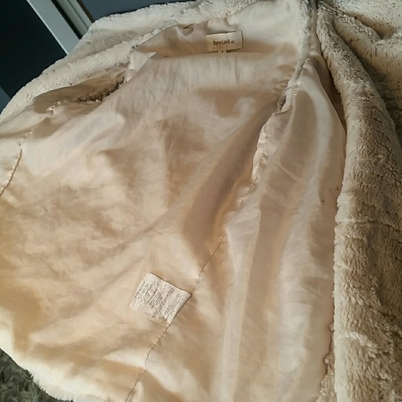 Soft,cozy vest - Picture 5 of 8